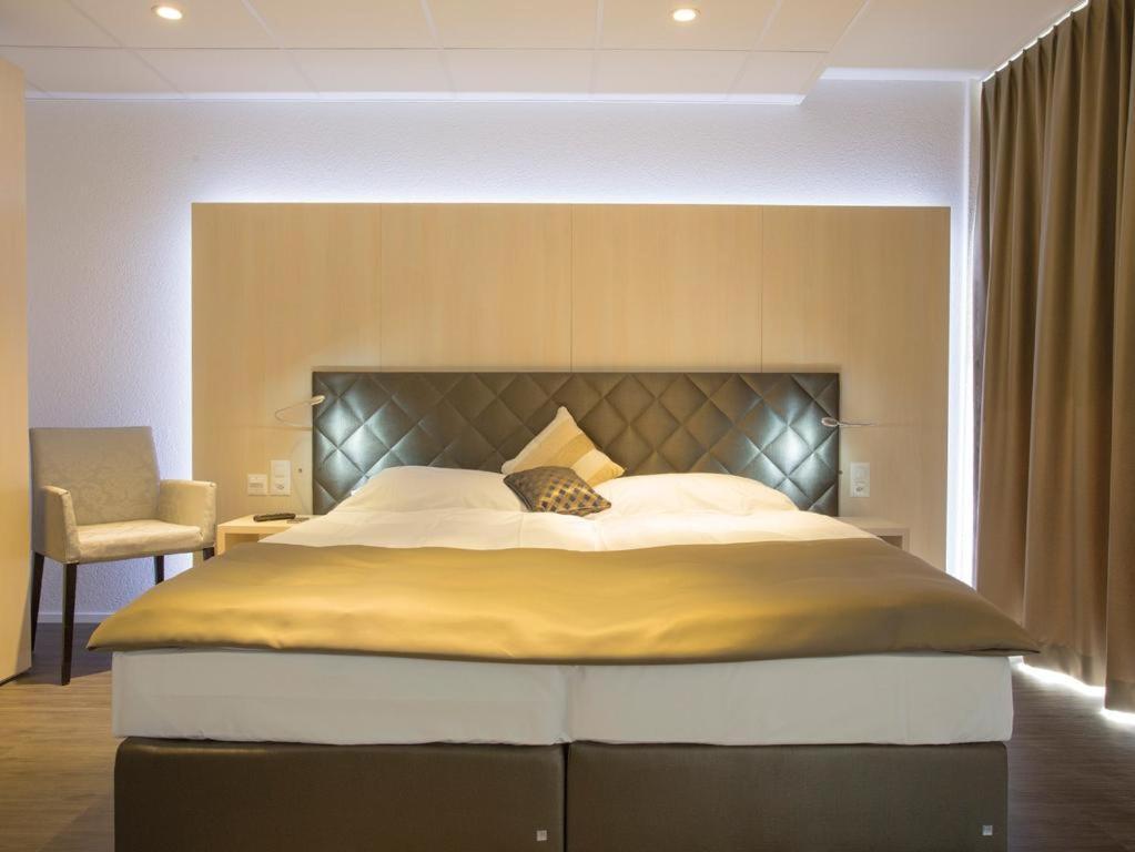 Aparthotel Hine Adon Bern Airport Belp Exterior foto