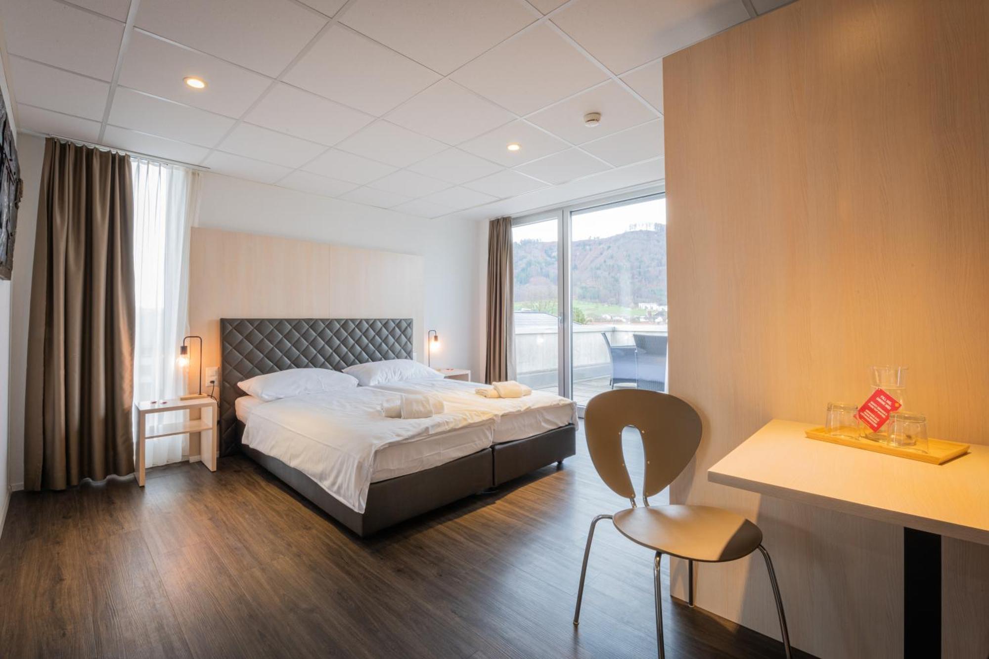 Aparthotel Hine Adon Bern Airport Belp Exterior foto