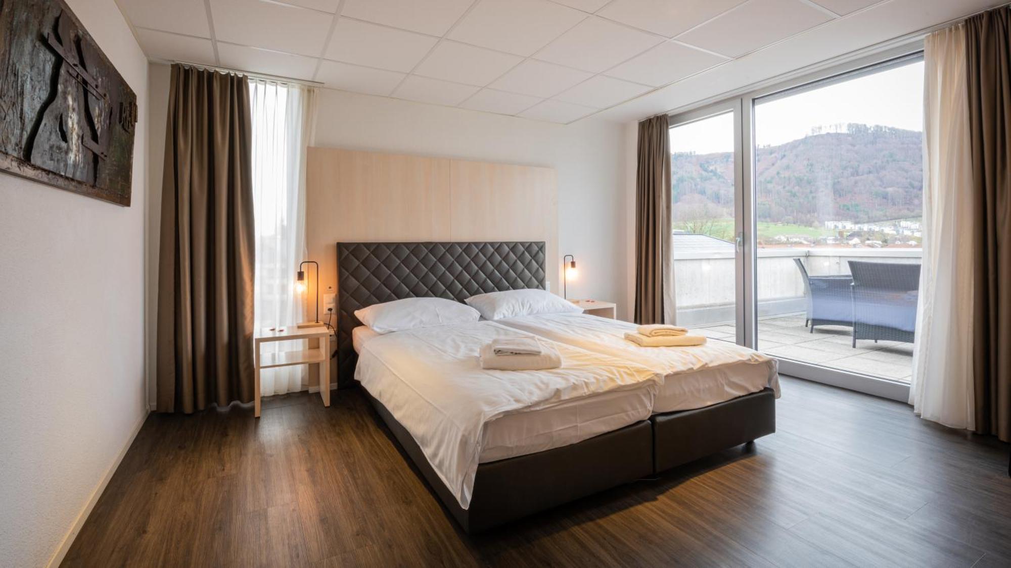 Aparthotel Hine Adon Bern Airport Belp Exterior foto