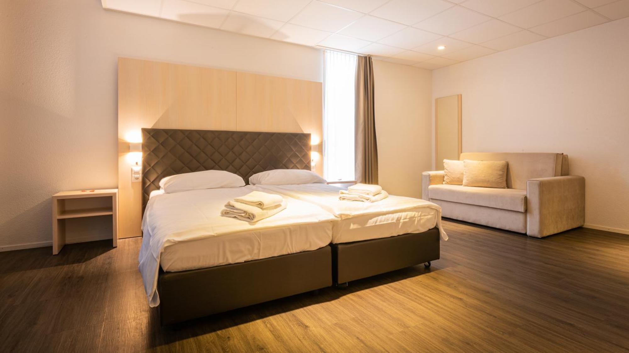 Aparthotel Hine Adon Bern Airport Belp Exterior foto