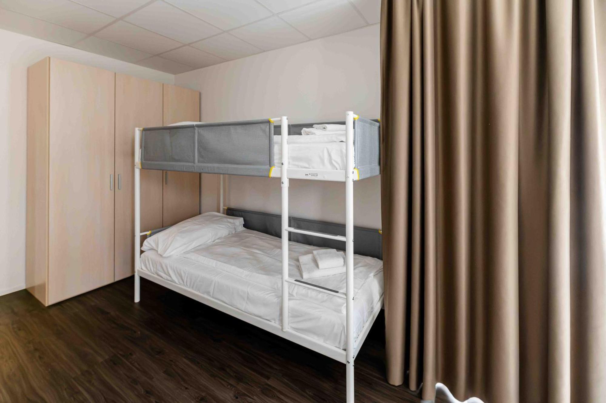 Aparthotel Hine Adon Bern Airport Belp Exterior foto